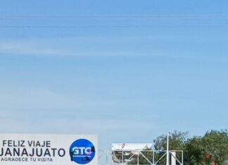 Tres muertos en accidente tipo Volcadura en la carretera Apaseo El Alto – Querétaro.