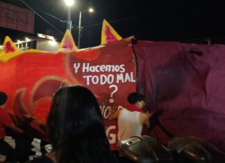 Tradición y alegría en el «Recorrido del Dragón» del Barrio de San Miguel
