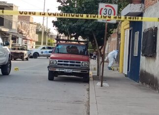 Un hombre fue ejecutado al salir de su domicilio en la colonia Del Bosque en Celaya.