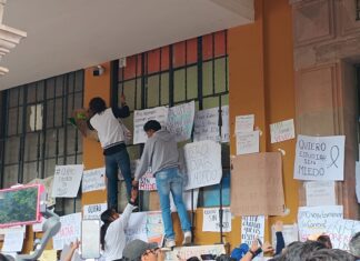 Miles de estudiantes marcharon en Celaya exigiendo seguridad; comerciantes y vecinos respaldan la movilización.