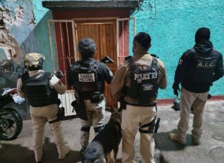 «Operativo RELÁMPAGO» en Guanajuato; desmantelan punto de venta de drogas en Guanajuato.