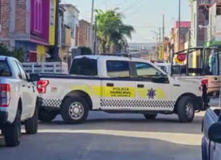 Asesinan a policía municipal al salir de su domicilio en la colonia Olimpo en Salamanca.