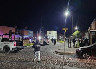 Un hombre fue asesinado a balazos en el clúster Tepeyac del fraccionamiento Arboledas de Ciudad Bajío en Salamanca.