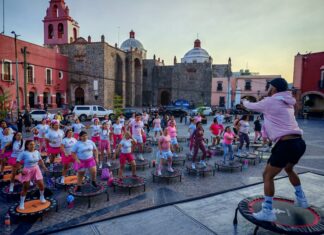 Exitosa primera clase “Jump” gratuita dentro de las actividades conmemorativas del 8 de marzo