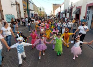 Todo listo para el desfile de primavera en Salvatierra