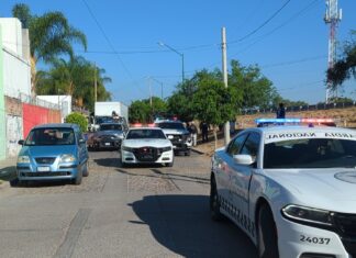 Persecución e intercambio de disparos alertó a habitantes y alumnos del CECyTE plantel Celaya.