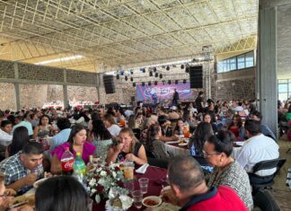 Festeja Gobierno Municipal a Maestras y Maestros de Salvatierra