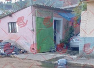 Sujetos armados rafaguearon una vivienda y le prendieron fuego en la comunidad de Puerto de Águila en Yuriria.