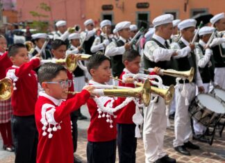 Salvatierra fue sede de la Copa Jaguares de bandas de guerra y escoltas.