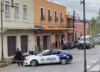 Una elemento de transito y víalidad fue asesinada a balazos en plena zona centro de Yuriria, esta mañana.