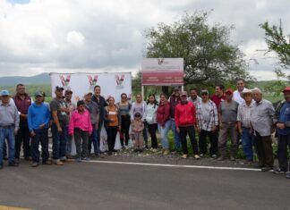 INAUGURA PRESIDENTE MUNICIPAL OBRA DE PAVIMENTACIÓN DE CARRETERA RANCHO NUEVO-LAS JÍCAMAS