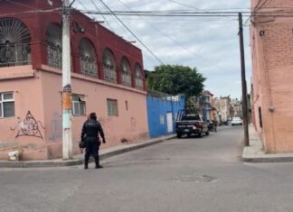 Esta mañana una mujer fue atacada a balazos en la colonia Guadalupe en Salvatierra.