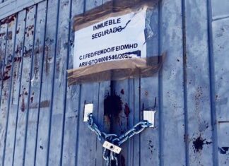 Dos civiles detenidos y tres policías lesionados en un enfrentamiento entre comerciantes y elementos de las FSPE EN San Francisco del Rincon.