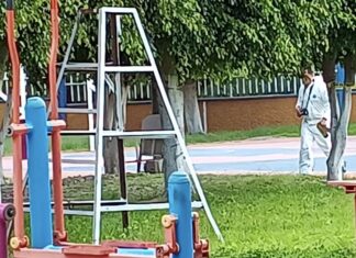 Asesinan a balazos al Secretario del Ayuntamiento de Apaseo el Alto, mientras jugaba básquetbol.