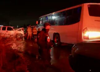 Fatal accidente en la carretera estatal Salamanca – Juventino Rosas, dejo un saldo de cuatro personas sin vida, incluyendo un menor de edad.