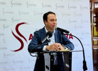 Beneficia el gobierno municipal de Salvatierra, encabezado por Daniel Sámano, a empresa ligada a ex diputado panista, con contrato de alumbrado público por 288 millones de pesos.