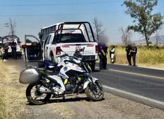 Esta tarde asesinaron a balazos a ciclista en la carretera estatal Salamanca – Cardenas.