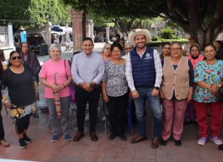 SantiagoMaravatío Se lleva a cabo la Primera Feria de Productores Rurales del Programa “Familia Productiva”.