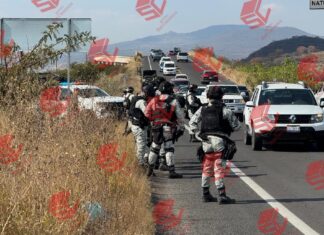 Detectan grupo armado en el acceso a Uriangato; se inició una persecución que culminó en la carretera federal Yuriria – Valle de Santiago; hay cuatro detenidos y un lesionado.